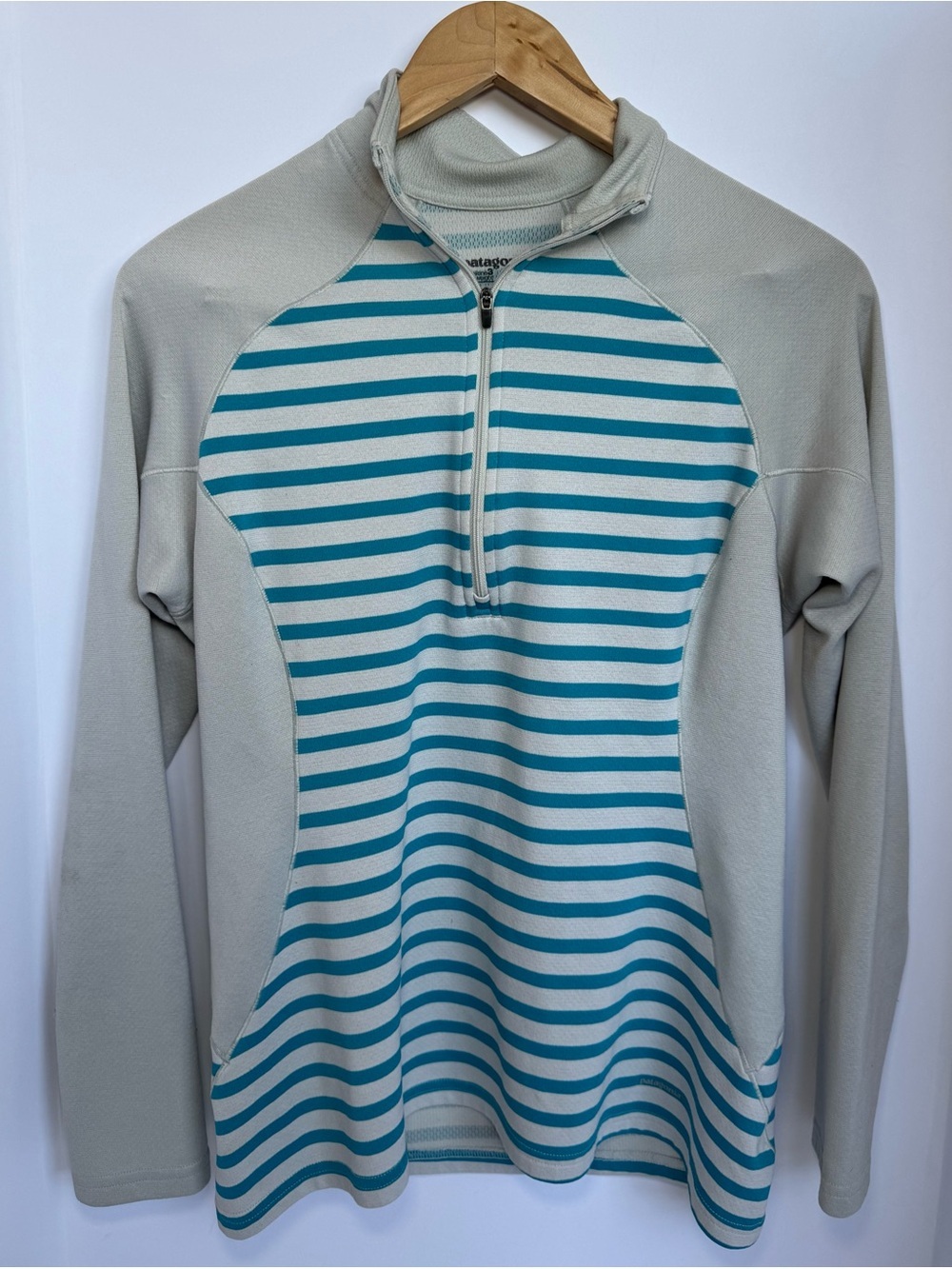 Patagonia Capilene 3 Midweight Striped 1/4-Zip Pullover medium